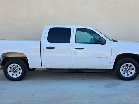 Used 2012 GMC Sierra 1500 W/T image 2