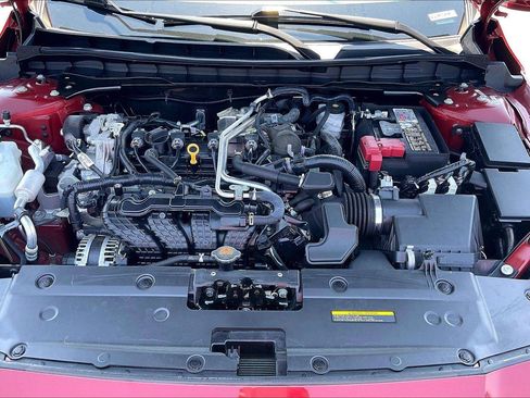 Certified 2024 Nissan Altima 2.5 SR w/ SR Premium Package FWD image 12