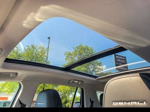 New 2027 GMC Terrain Denali w/ LPO, Black Badging Package AWD/4WD image 17