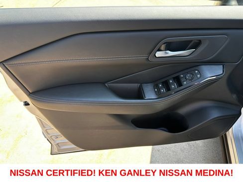 Certified 2024 Nissan Rogue SV w/ SV Premium Package AWD/4WD image 37