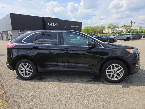 Used 2024 Ford Edge SEL AWD/4WD image 2