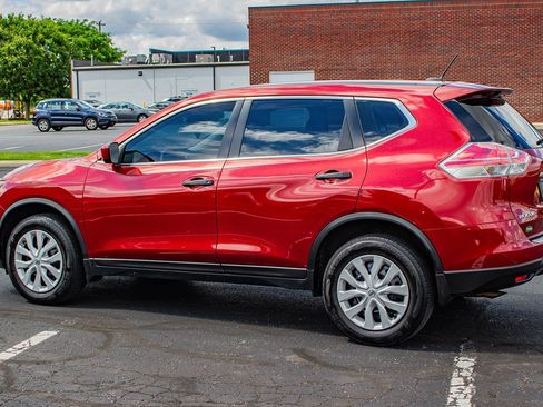 Used 2016 Nissan Rogue S AWD/4WD image 6