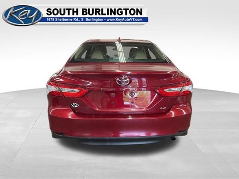 Used 2019 Toyota Camry LE FWD image 5