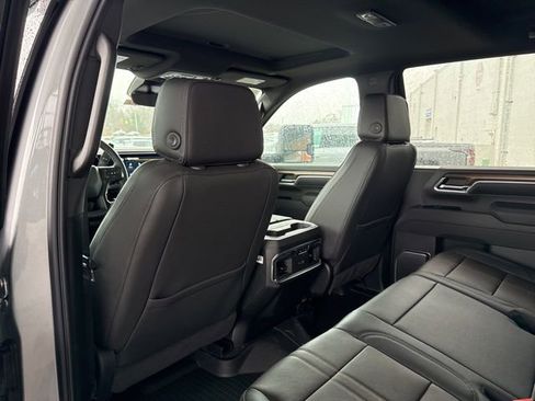 New 2026 Chevrolet Silverado 2500 High Country w/ High Country Premium Package AWD/4WD image 31