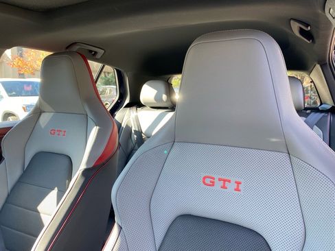 Certified 2024 Volkswagen GTI SE w/ SE Leather Seats Package image 11