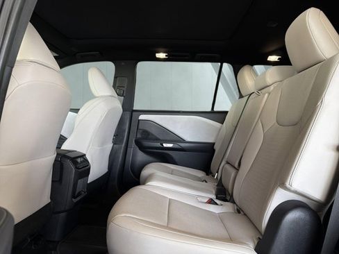 Certified 2025 Lexus TX 350 FWD w/ Technology Package image 11