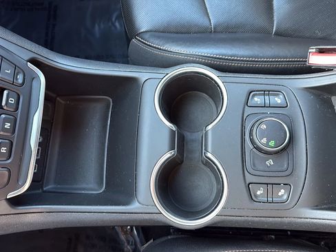 Used 2019 GMC Terrain SLT w/ Preferred Package AWD/4WD image 36