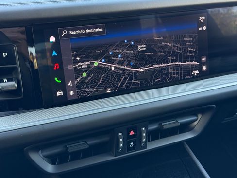 New 2025 Porsche Cayenne E-Hybrid Coupe AWD/4WD image 20