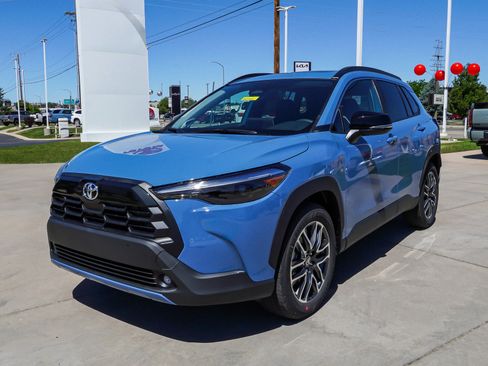 New 2026 Toyota Corolla Cross XLE w/ Convenience Package AWD/4WD image 4