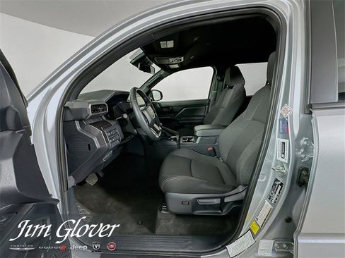 Used 2025 Toyota 4Runner SR5 image 23