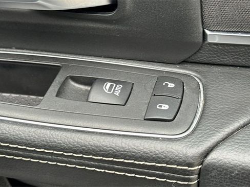 Used 2024 RAM 2500 Big Horn w/ Bed Utility Group image 22