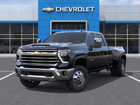 New 2026 Chevrolet Silverado 3500 LTZ w/ LTZ Plus Package AWD/4WD image 6