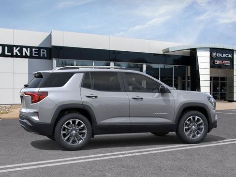 New 2027 GMC Terrain Elevation w/ Elevation Premium Package FWD image 5