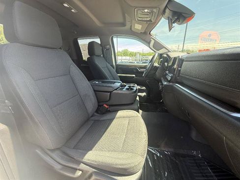 Used 2023 Chevrolet Silverado 1500 LT AWD/4WD image 22