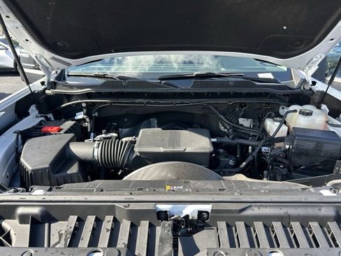Used 2024 Chevrolet Silverado 2500 LT image 11