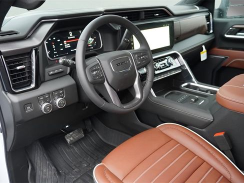 New 2026 GMC Sierra 2500 Denali Ultimate w/ Max Trailering Package image 11
