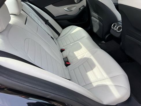 Used 2015 Mercedes-Benz C 400 4MATIC image 19