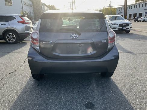 Used 2014 Toyota Prius C Two image 6