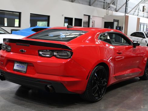 Used 2019 Chevrolet Camaro LT w/ 1LE Track Performance Package RWD image 15