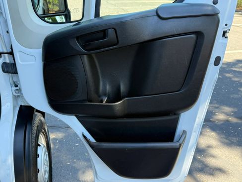 Used 2021 RAM ProMaster 2500 w/ Interior LED Lighting Group FWD image 26