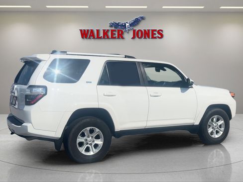 Used 2023 Toyota 4Runner SR5 Premium image 3