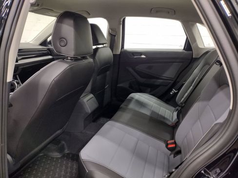 New 2025 Volkswagen Jetta SE image 21