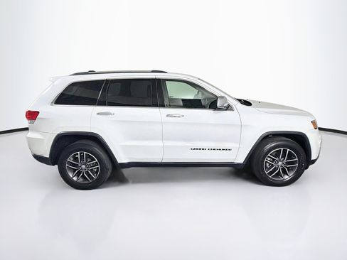 Used 2017 Jeep Grand Cherokee Limited w/ Luxury Group II RWD image 10