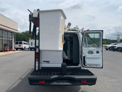 Used 2012 Ford E-350 and Econoline 350 Super Duty w/ Commercial Cargo Van Pkg image 32