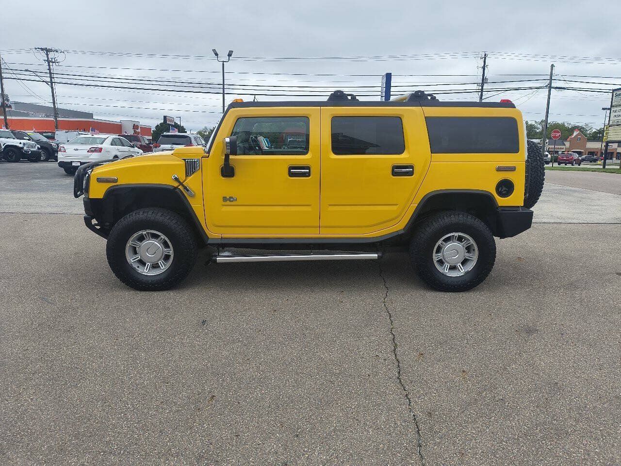 Used 2003 HUMMER H2 w/ Preferred Equipment Group AWD/4WD image 24