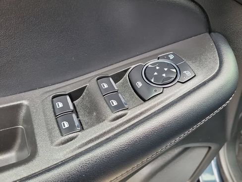 Used 2024 Ford Edge SE w/ Cargo Accessory Package AWD/4WD image 19