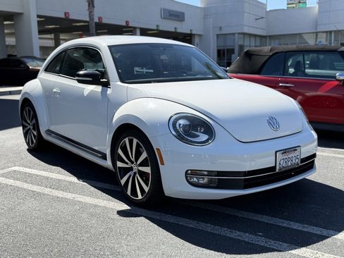 Used 2012 Volkswagen Beetle Turbo image 1