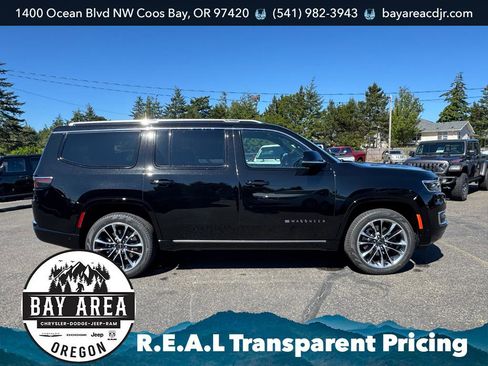 New 2025 Jeep Wagoneer Series III w/ Premium Group I image 4