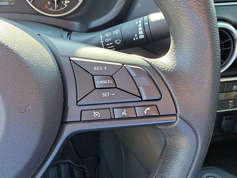 Certified 2025 Nissan Sentra S FWD image 30