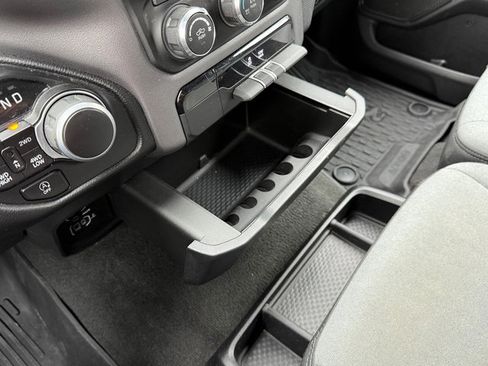 Used 2023 RAM 1500 Big Horn image 25