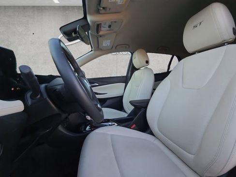 Used 2026 Buick Encore GX Sport Touring w/ Comfort Package image 19