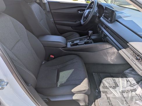 Used 2023 Honda Accord LX image 18