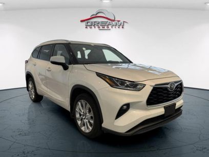 Used 2021 Toyota Highlander Limited