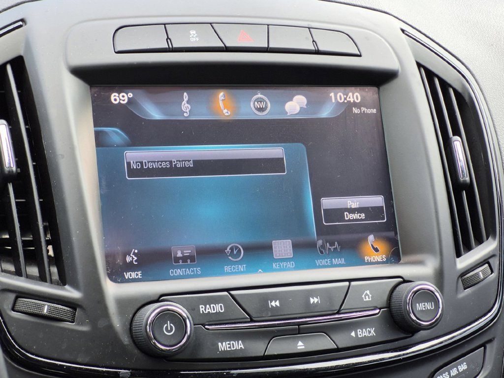 Used 2017 Buick Regal Sport Touring FWD image 19