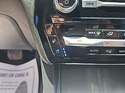 Used 2024 Ford Explorer Limited image 20