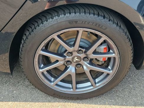 Used 2019 Tesla Model 3 Mid Range RWD image 31