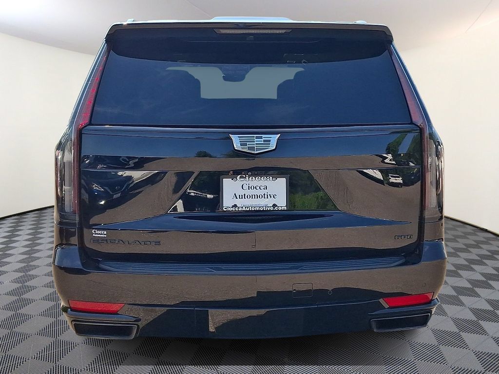 Used 2023 Cadillac Escalade Sport Platinum w/ LPO, ONYX Package AWD/4WD image 5
