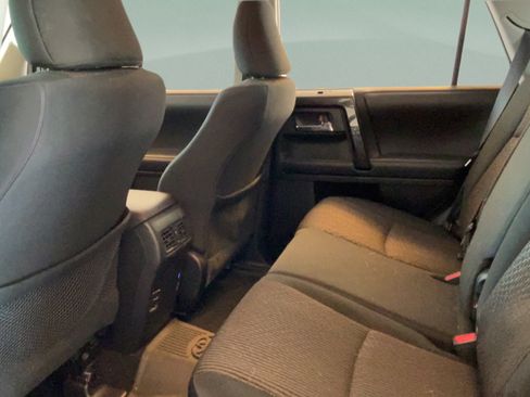 Used 2019 Toyota 4Runner TRD Off-Road AWD/4WD image 25