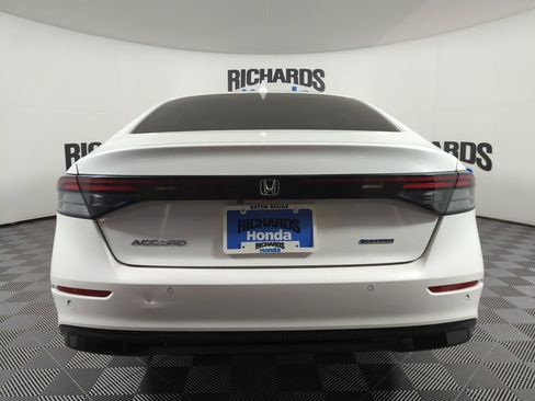 Certified 2024 Honda Accord EX-L image 5