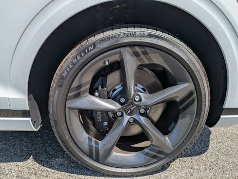 New 2026 Genesis GV70 3.5T Sport Prestige AWD/4WD image 9