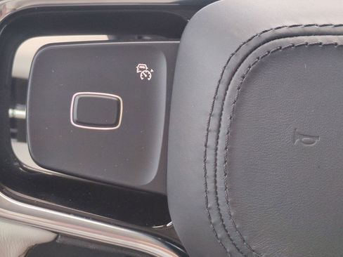 New 2025 Lincoln Navigator L Reserve AWD/4WD image 25
