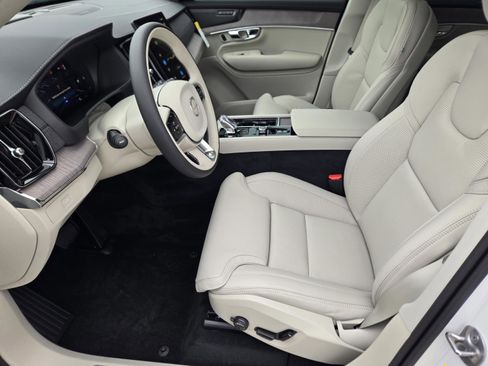 New 2026 Volvo XC90 B6 Ultra w/ Protection Package AWD/4WD image 11