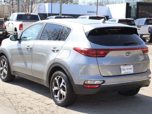 Used 2020 Kia Sportage LX image 6