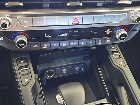 Used 2025 Kia Telluride EX X-Line AWD/4WD image 34
