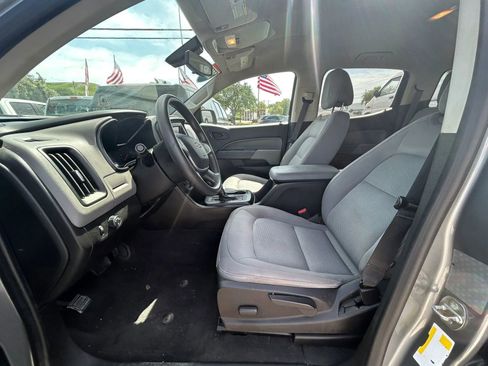 Used 2020 Chevrolet Colorado W/T w/ WT Convenience Package RWD image 13