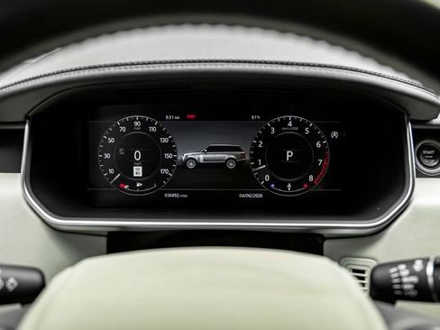 Used 2020 Land Rover Range Rover Long Wheelbase HSE image 18